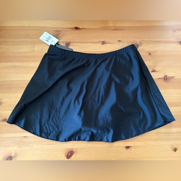 Miraclesuit Black Swim Skirt Size 10 New with Tags! - Picture 3 of 13